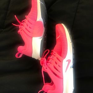 Punk and white prestos size 7